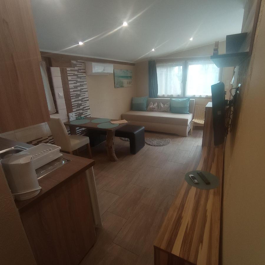 Rozsa Apartman Alsoors Exterior photo