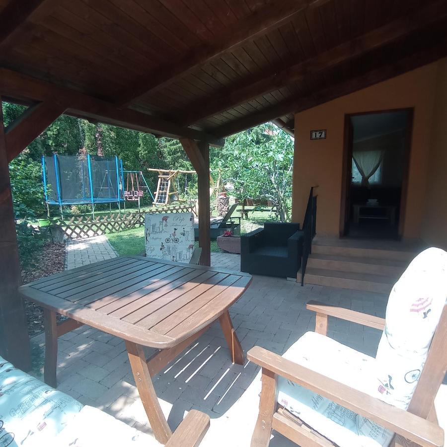 Rozsa Apartman Alsoors Exterior photo