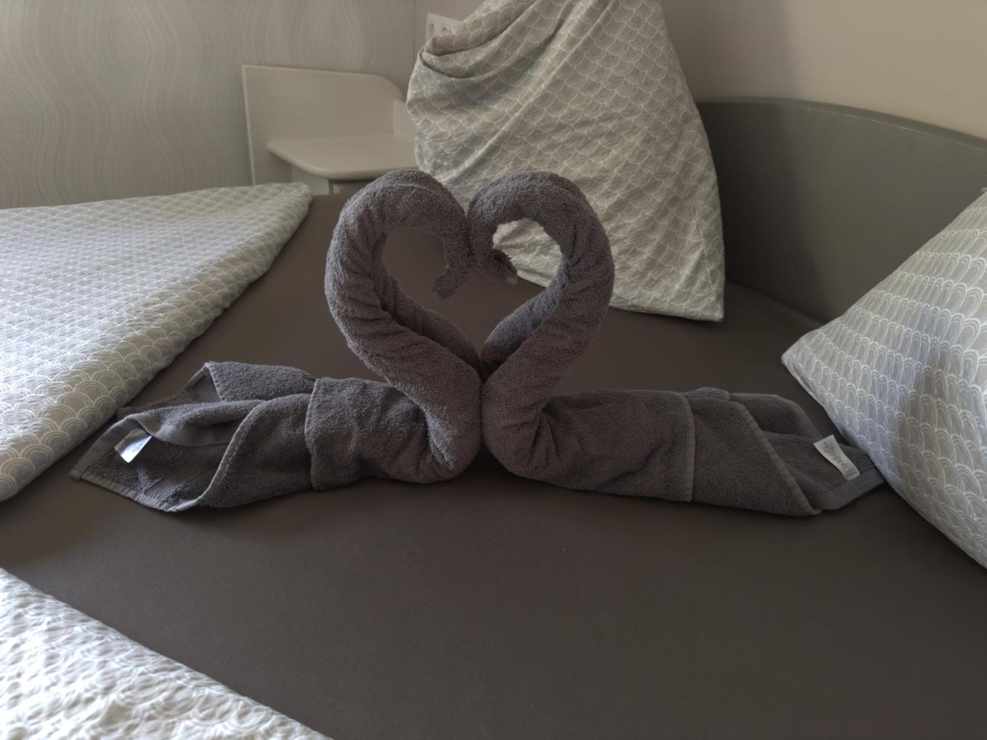 Rozsa Apartman Alsoors Room photo