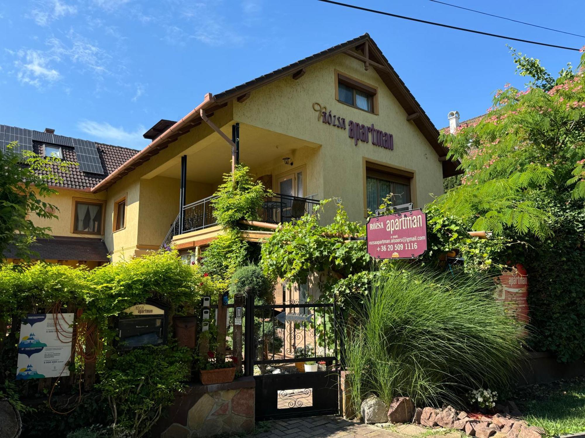 Rozsa Apartman Alsoors Exterior photo