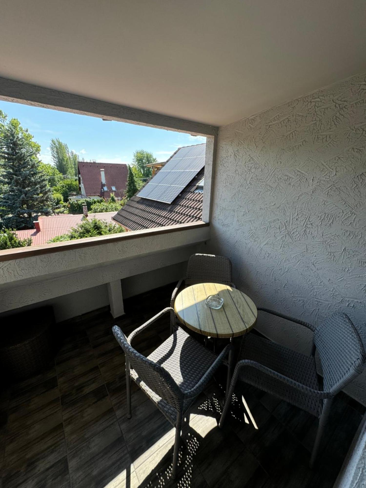 Rozsa Apartman Alsoors Room photo